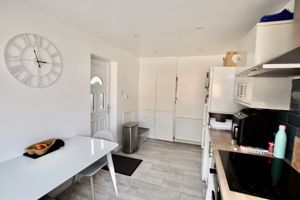 Kitchen- click for photo gallery